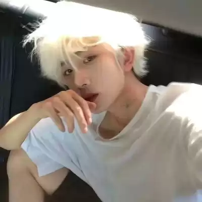 雍恨云
